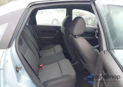 2009 Ford Focus Se from USA, damaged, VIN 1FAHP35N29W207879